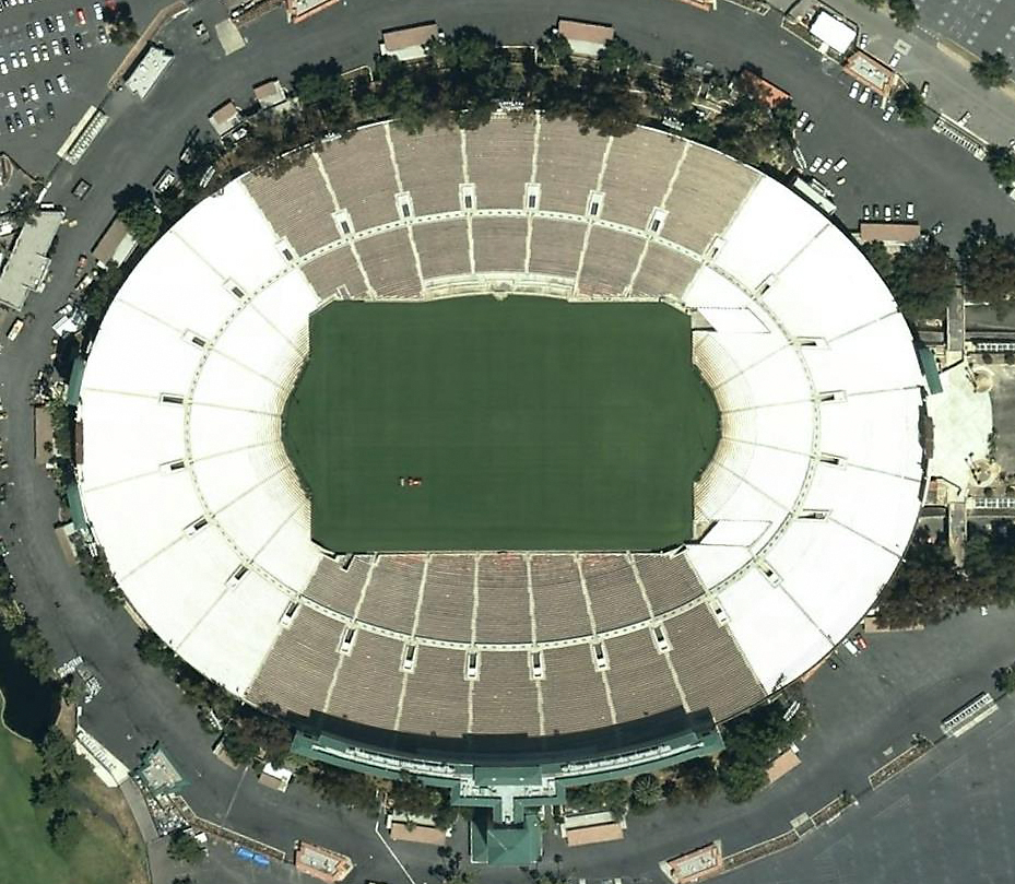 Archival overhead photograph of Rose Bowl Stadium, a landmark enclosed by the larger road loop